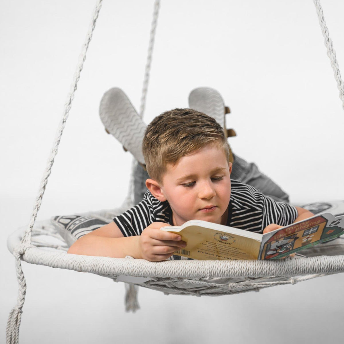 Morocco Macrame Hanging Hammock Swing - Cream