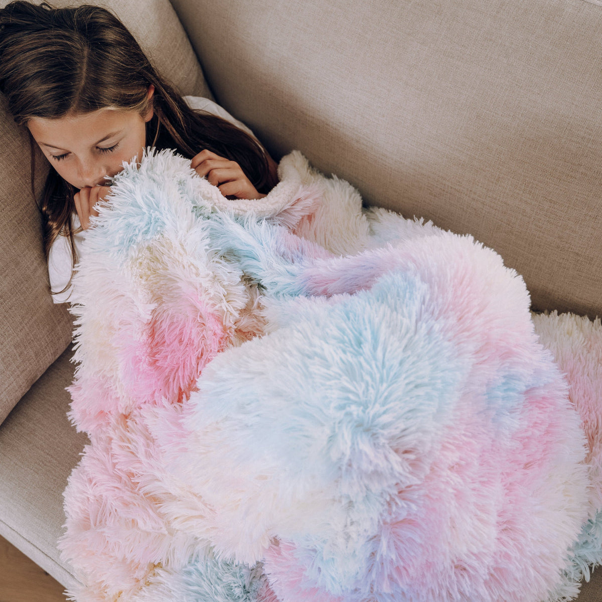 Rainbow Tie Dye Shaggy Fur Unicorn Blanket