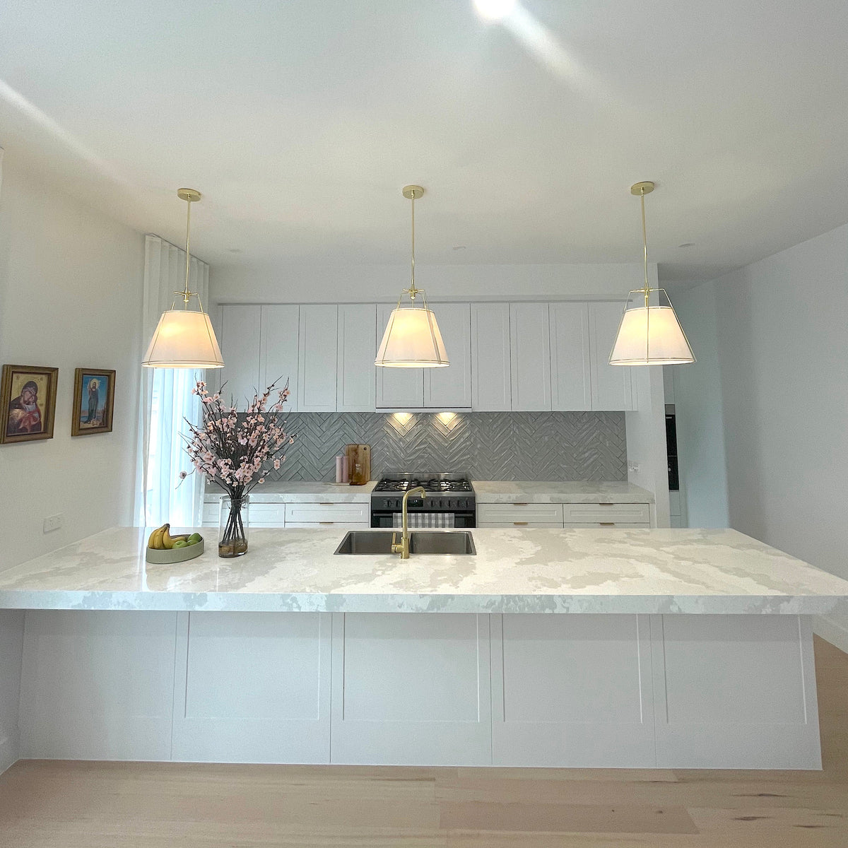 Jessie Pendant Light - White/Polished Gold Hardware