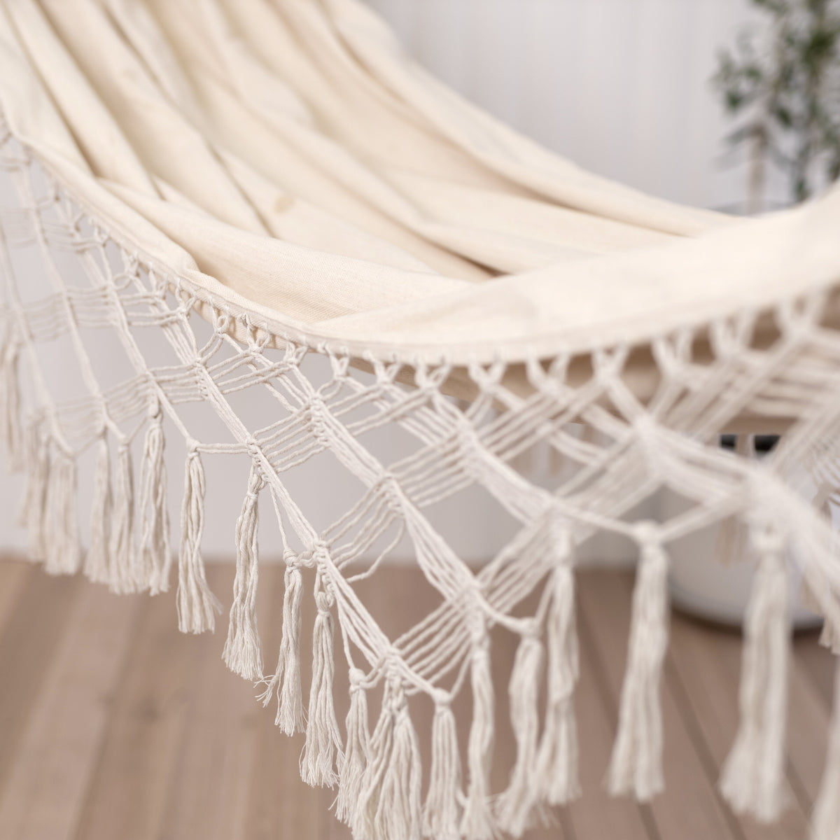 Cabo Deluxe 1-2 Person Hammock with Tassels