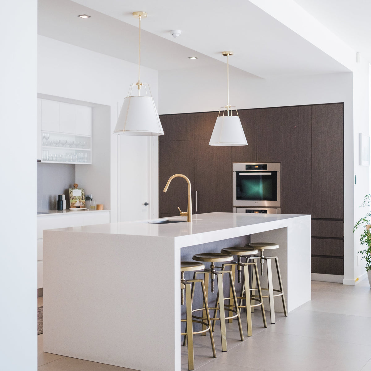 Jessie Pendant Light - White/Polished Gold Hardware