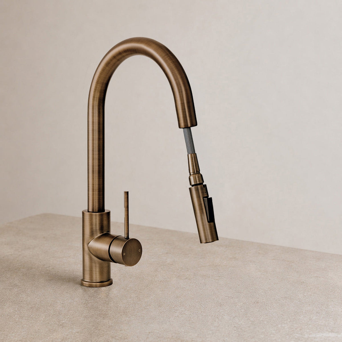 Reno Pull-Out Kitchen Mixer - Antique Brass
