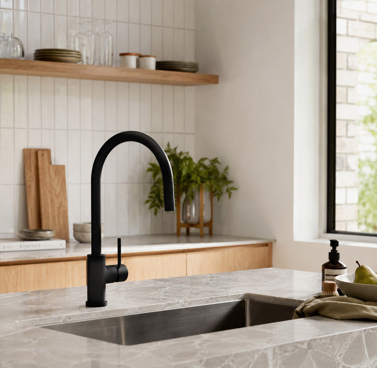 Reno Pull-Out Kitchen Mixer - Matt Black