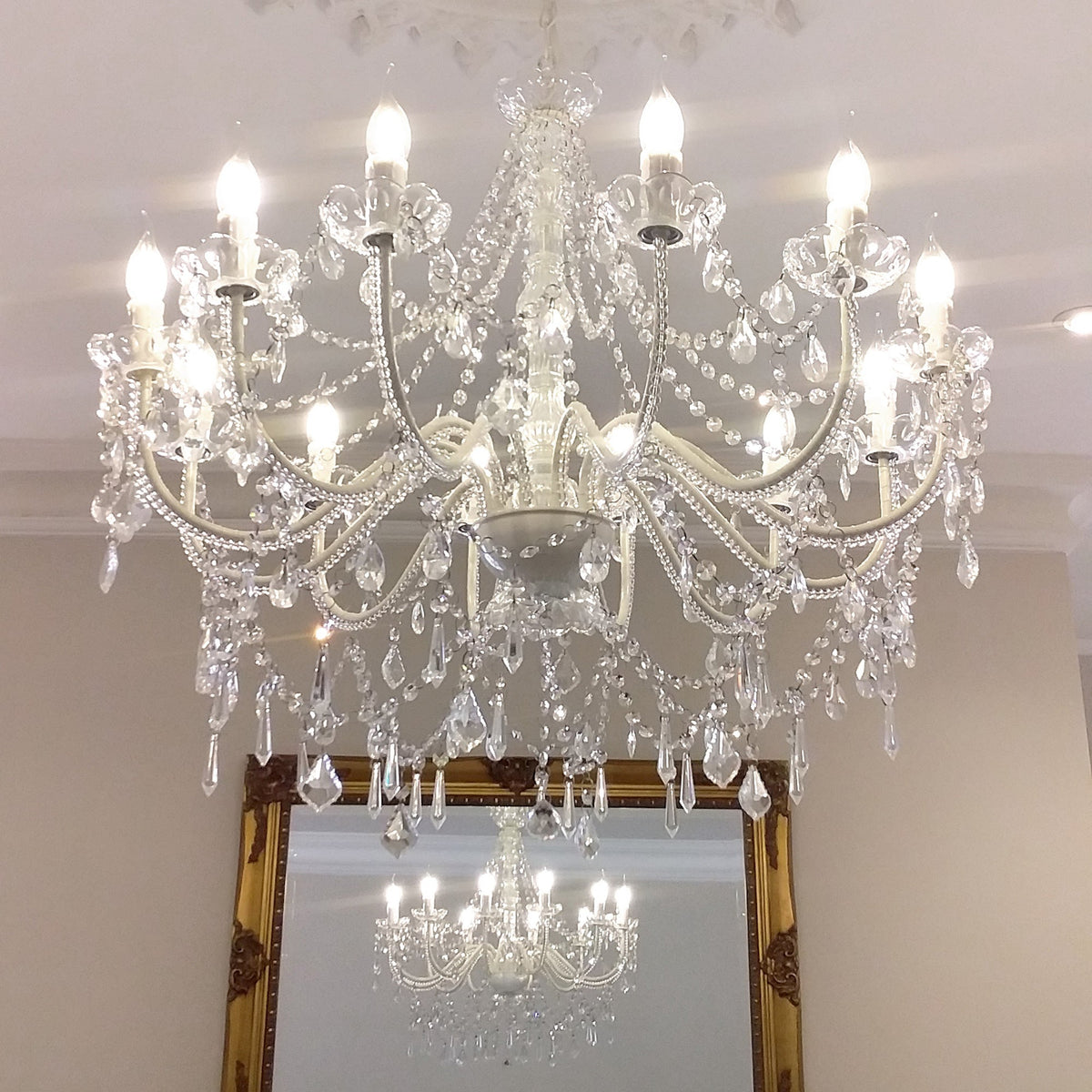 Cassie Chandelier 12 Light - Clear Acrylic