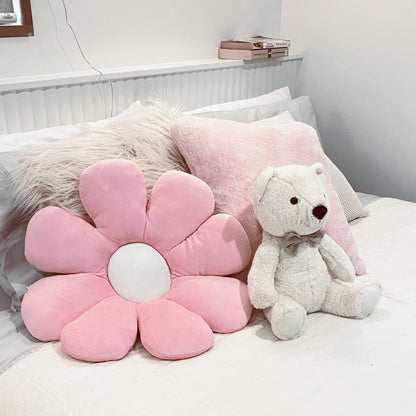 Daisy Pillow - Pretty in Pink