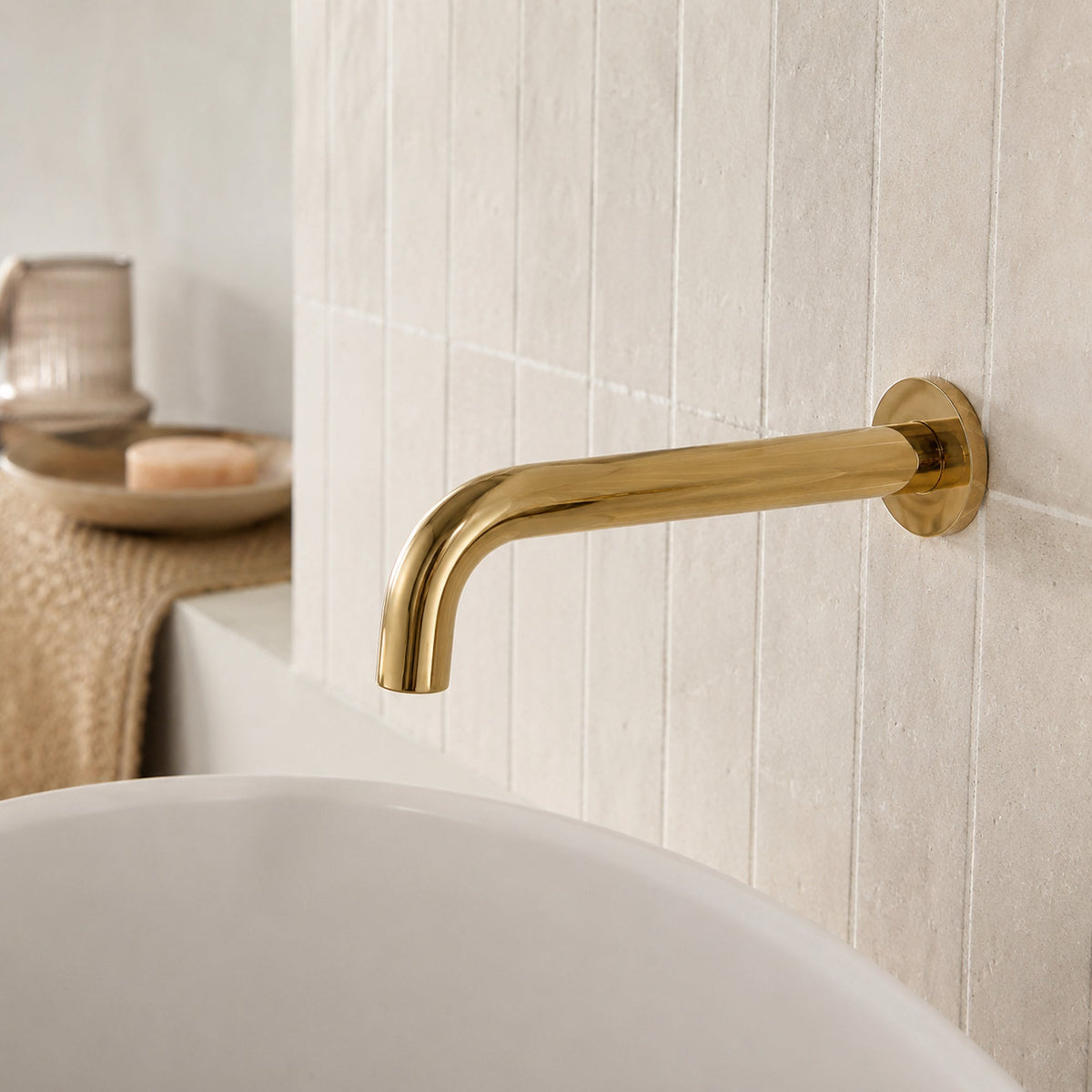Reno Wall Spout - Polished Gold